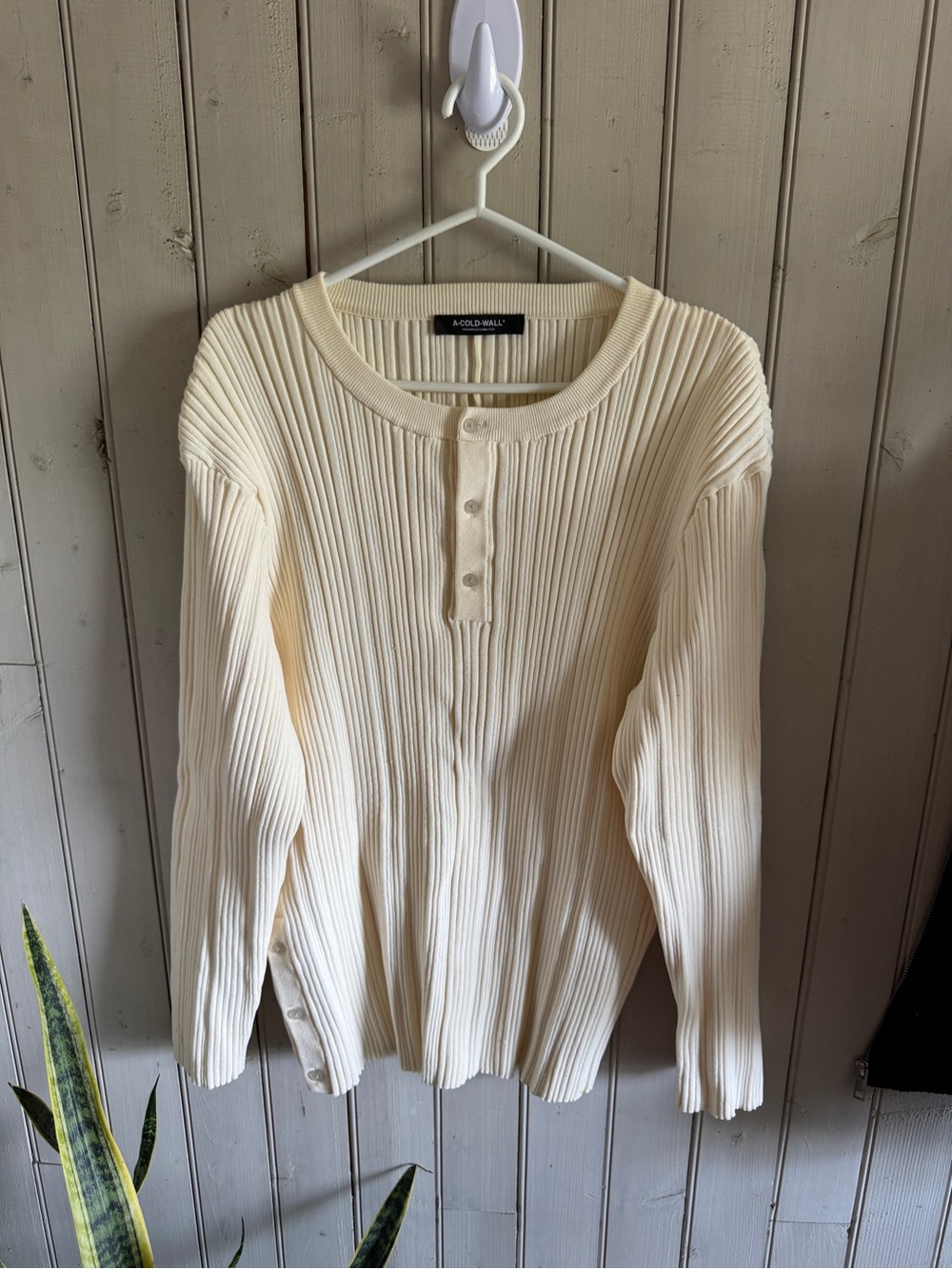A-COLD-WALL Warm White Ribbed Henley Long Sleeve Textured Top L